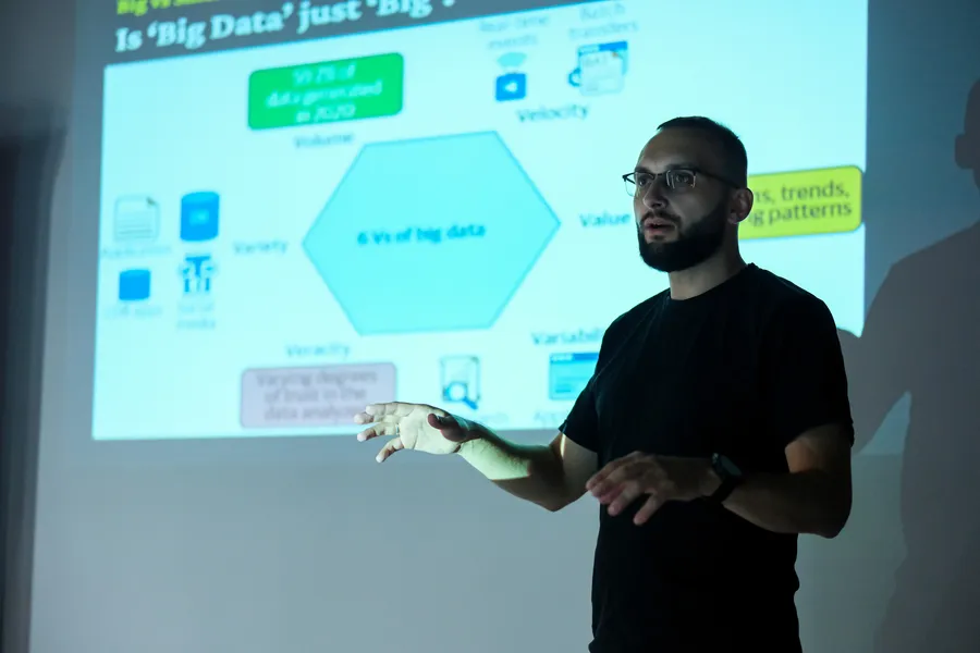 Jesse Dijkstra presenting